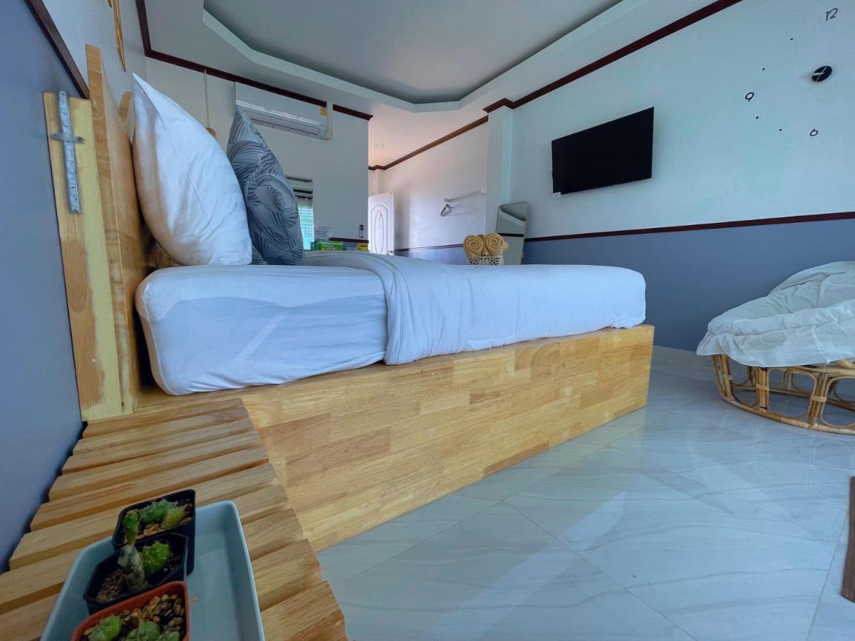 코란 Baan Tipsukon B&B 외부 사진