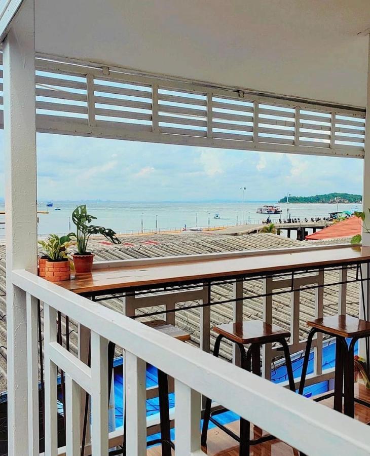 코란 Baan Tipsukon B&B 외부 사진