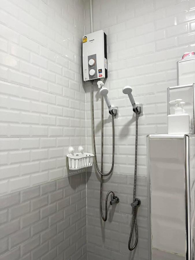 코란 Baan Tipsukon B&B 외부 사진